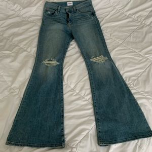 Hudson Jeans / Size 28 / Heidi High Rise Flare